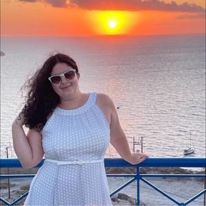 Meet your Posher, Cristina